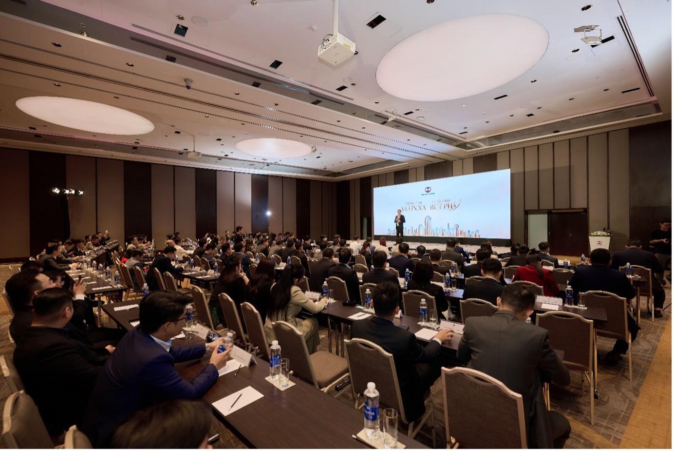 VẠN XUÂN GROUP CEO MEETING RA MẮT DỰ ÁN MỚI “HAPPY ONE ELITE”