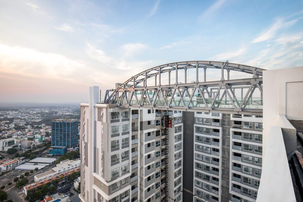 Cầu kính trên không 145,9 m